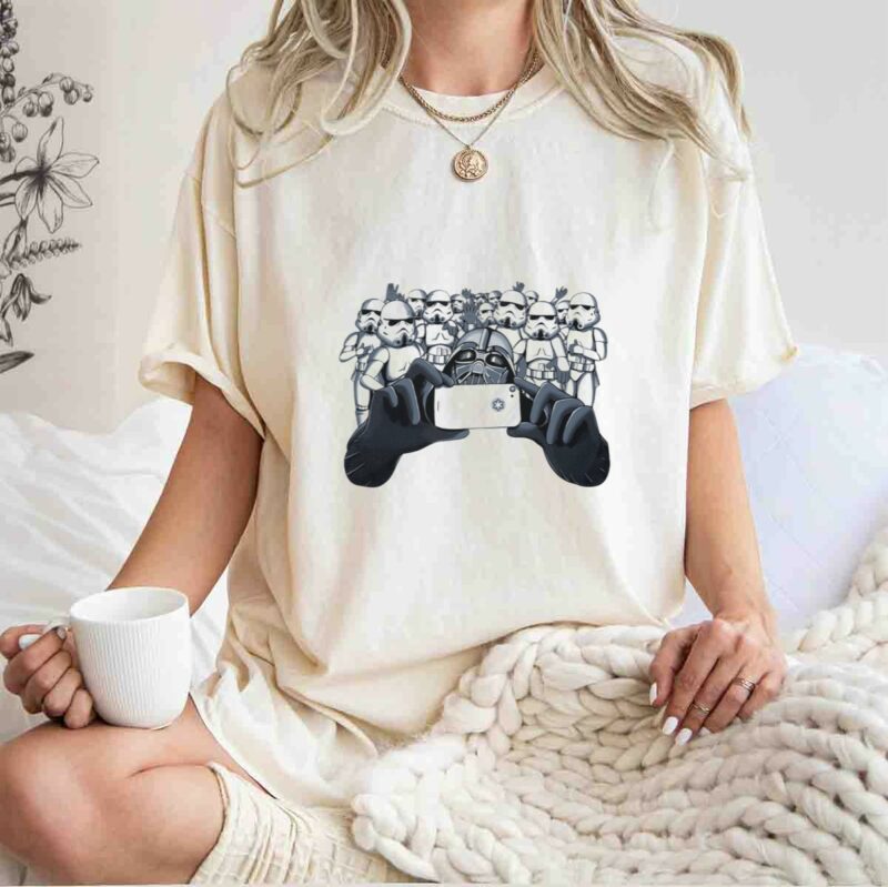 selfie with stormtroopers darth vader star wars scene t shirt t shirt 1 1