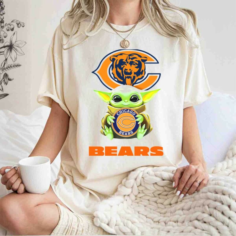 star wars baby yoda hug chicago bears bears t shirt t shirt 1 1