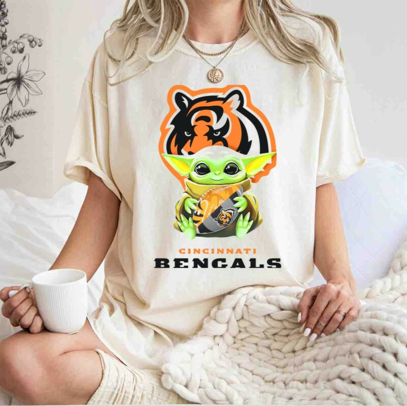 star wars baby yoda hug cincinnati bengals football tiger t shirt t shirt 1 1