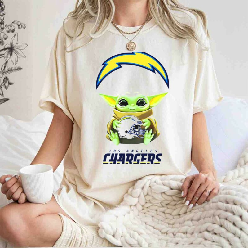 star wars baby yoda hug los angeles chargers helmet white t shirt t shirt 1 1