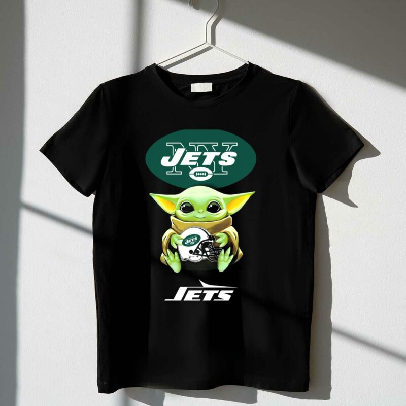 star wars baby yoda hugging new york jets helmet football t shirt t shirt 1 1